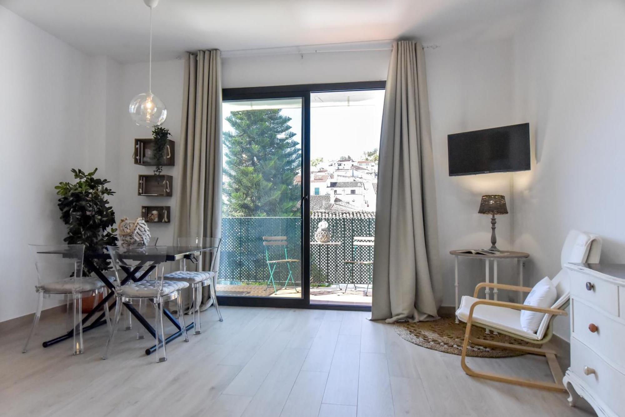 Apartamentos Gran Via By Sierra Viva Aracena Ngoại thất bức ảnh